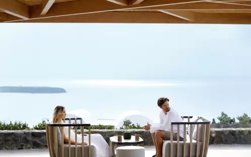 AKRATOS POOLSIDE BAR